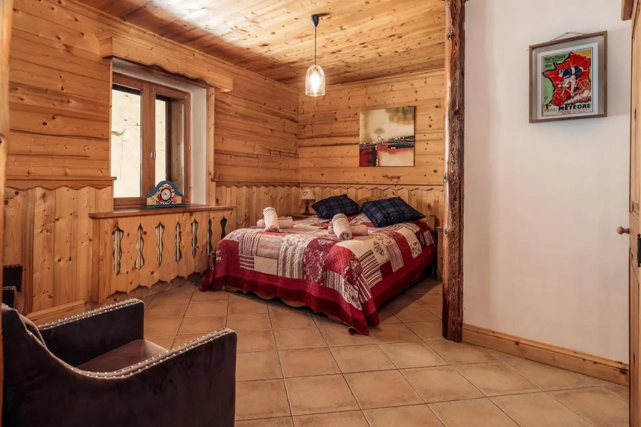 La Maison Des Cerries Hautecour  Hautecour (Savoie)