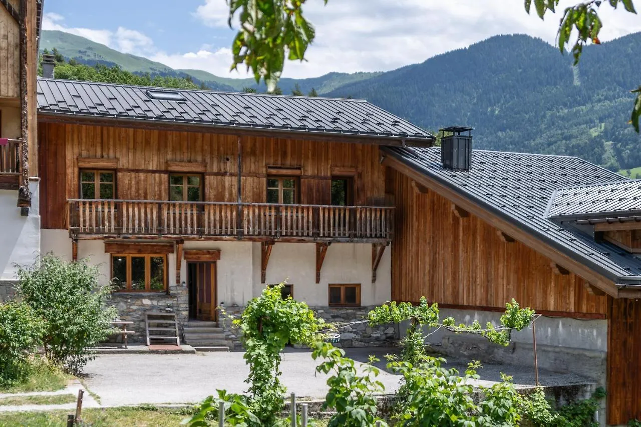 La Maison Des Cerries Hautecour